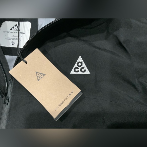 New Nike ACG "Misery Ridge" Storm-FIT ADV GORE-TEX Jacket FV8641 010 Size Large - Picture 2 of 16